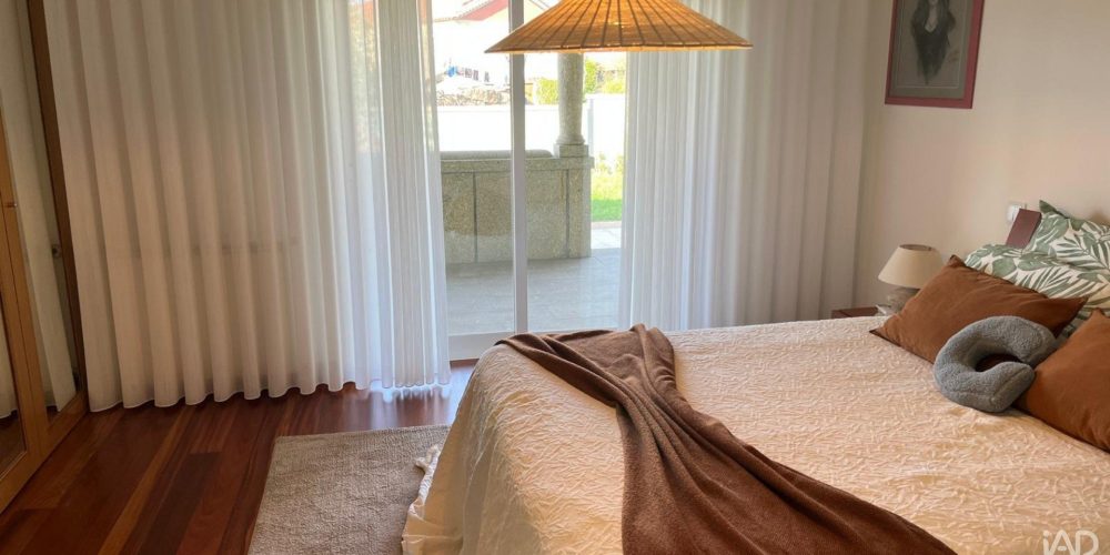 moradia-5-lemenhe-mouquim-e-jesufrei-300-151904-1920w (19)