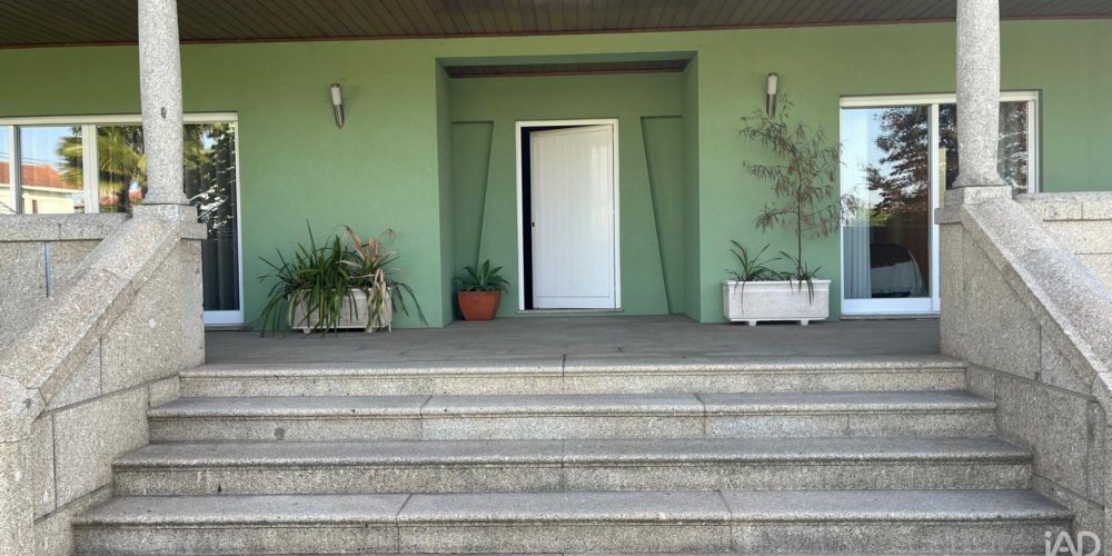 moradia-5-lemenhe-mouquim-e-jesufrei-300-151904-1920w (4)