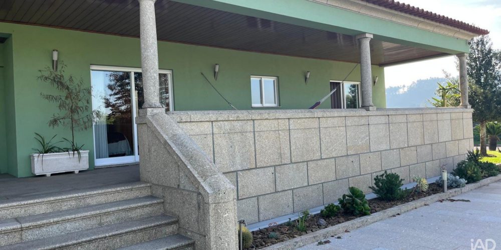 moradia-5-lemenhe-mouquim-e-jesufrei-300-151904-1920w (5)